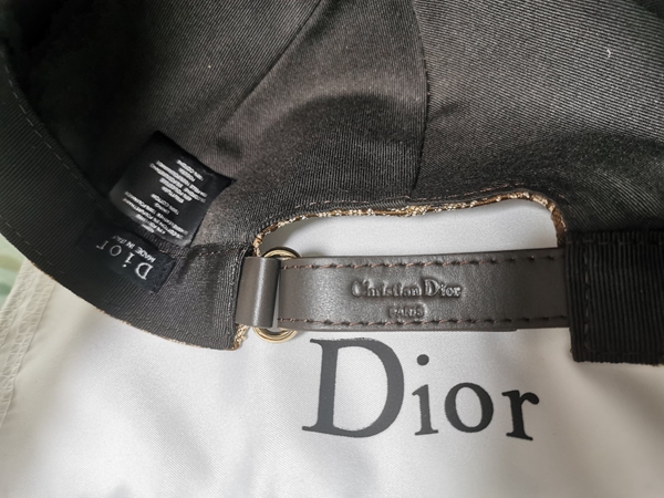 ブランド帽子角部分ディテール